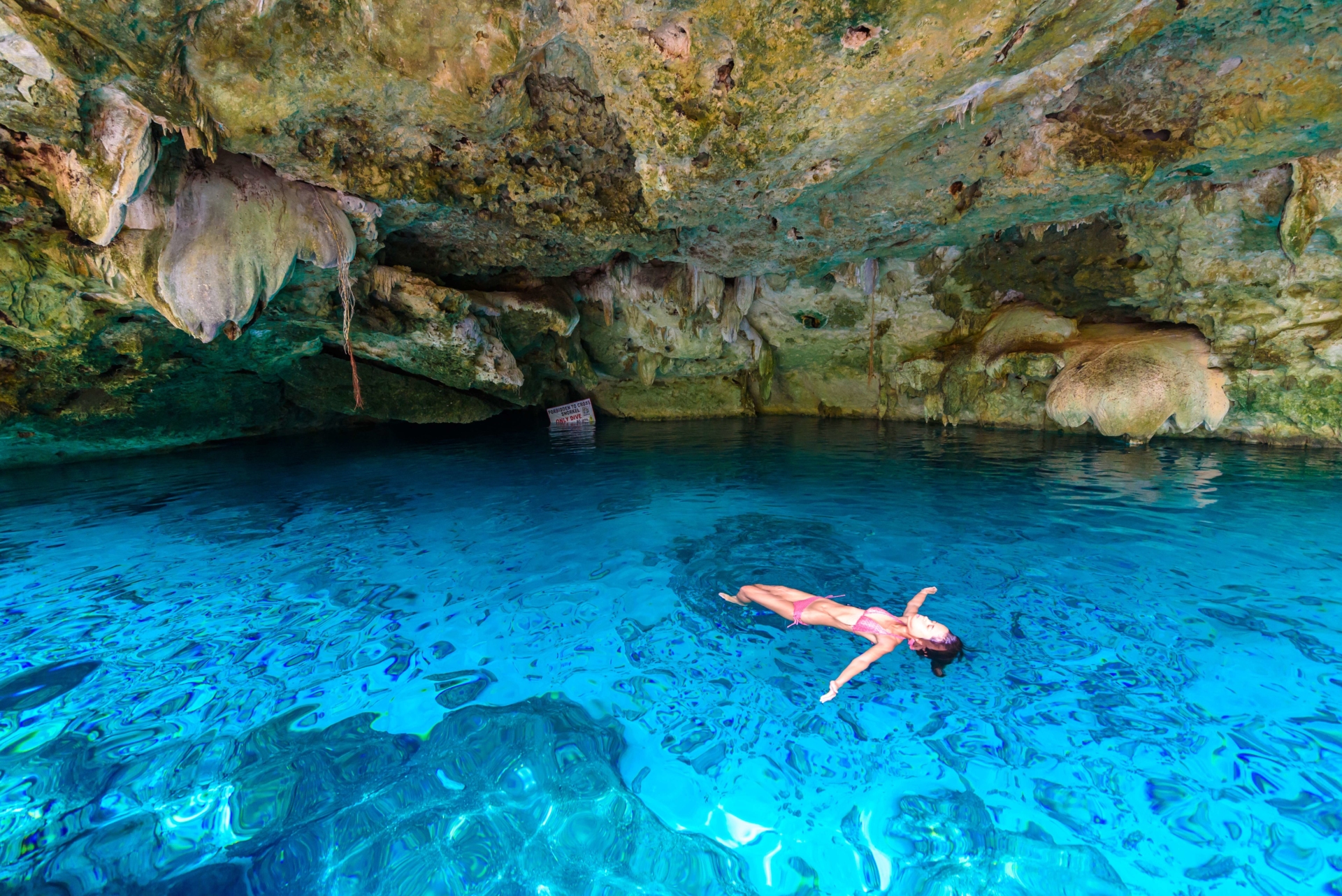 cenote-yucatan