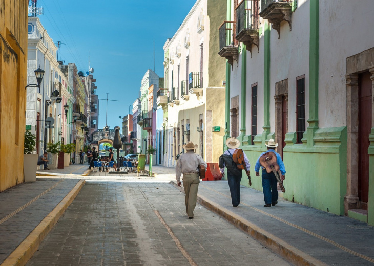 Ville fortifiée de Campeche, mariachis, Mexique