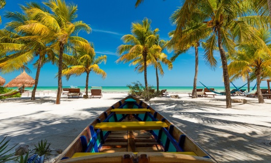 isla holbox plage balneaire barque