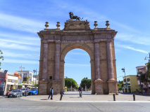 guanajuato-arc-de-triomphe