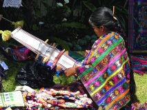 artisanat-femme-tissage-guatemala