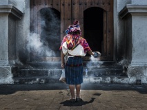 chichicastenango-rite-maya-tradition-guatemala
