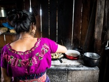 femme-cuisine-tradition-san-pedro-lalaguna-guatemala