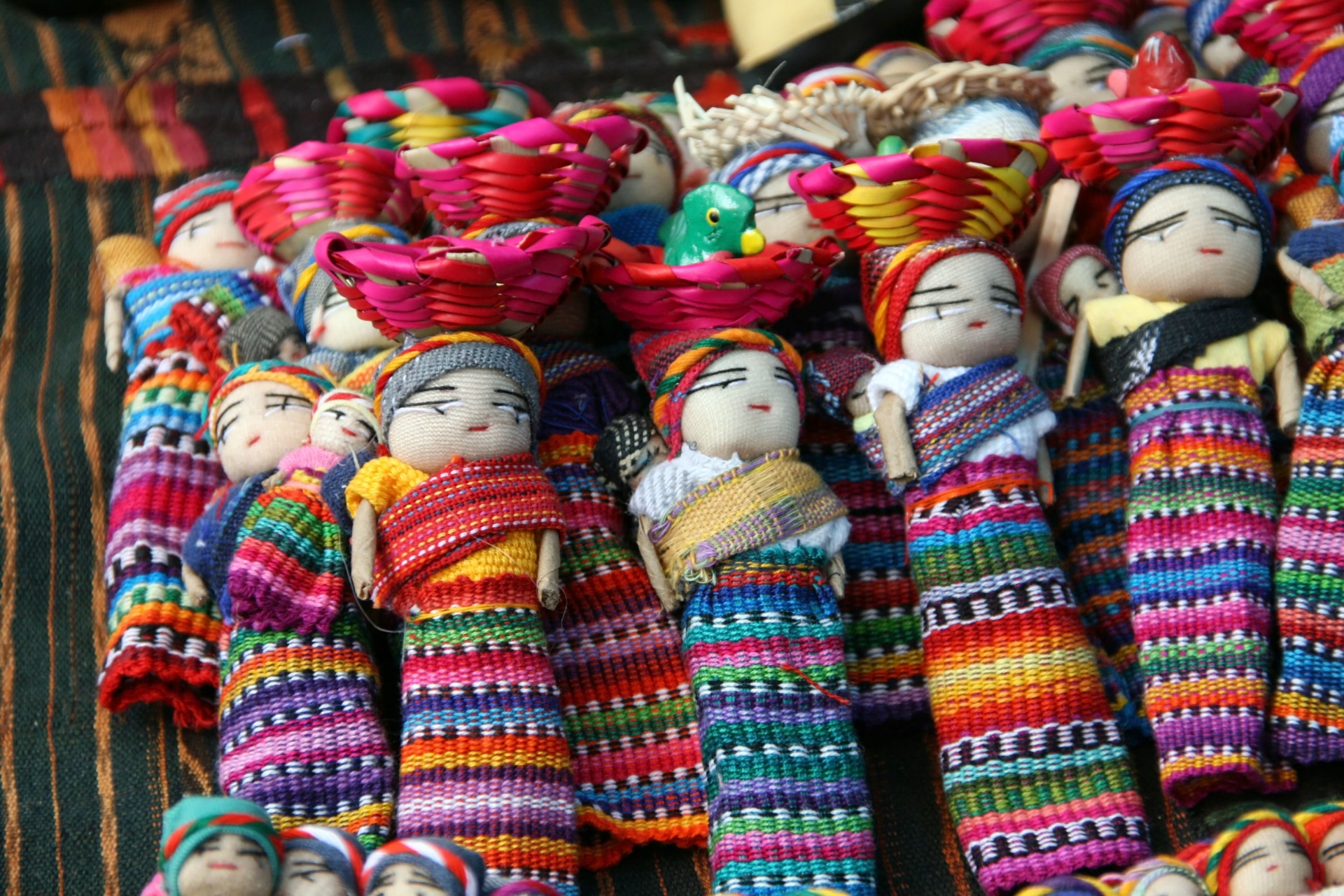 poupees-traditionnelles-artisanat-guatemala